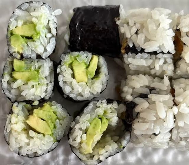 Avocado (6 Pcs).